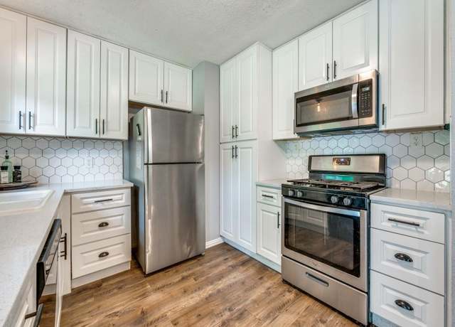 Property at 2631 Greenhurst Dr, Farmers Branch, TX 75234, 4 beds, 1 bath