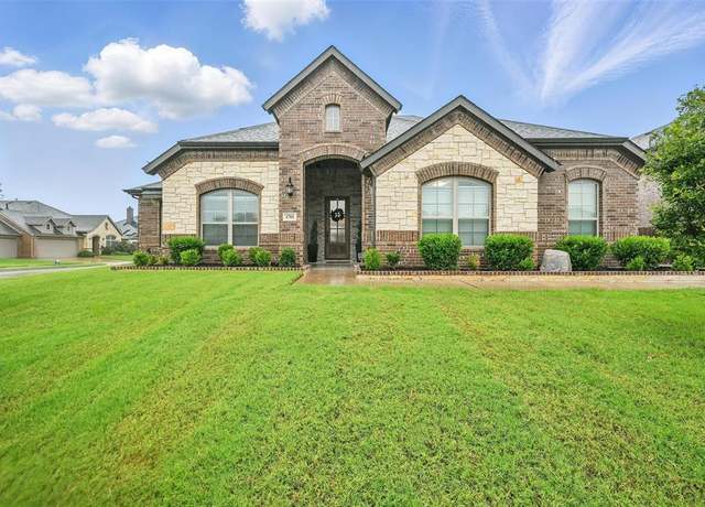 Property at 1701 Thresh Ct, Mansfield, TX 76063, 4 beds, 3 baths