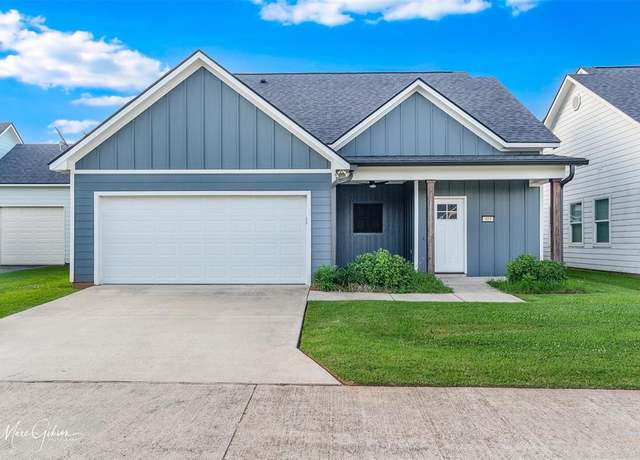 Property at 505 Perfect Pl, Bossier City, LA 71111, 3 beds, 2.5 baths