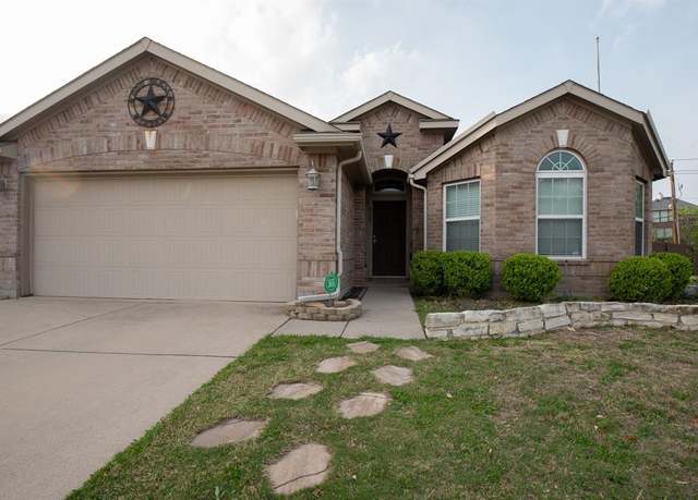 Property at 6305 Pool View Dr, Dallas, TX 75249, 3 beds, 2 baths