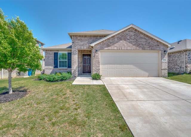 Property at 1137 Vernon Dr, Aubrey, TX 76227, 3 beds, 2 baths