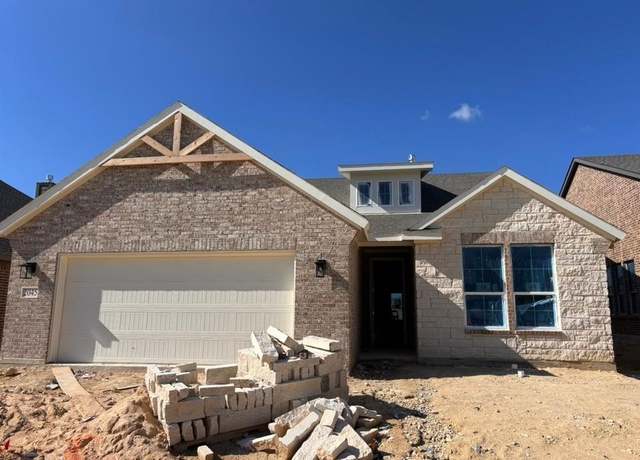 Property at 2045 Kelva Dr, Fort Worth, TX 76052, 4 beds, 2 baths