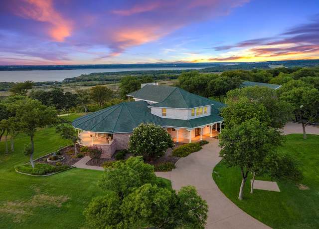 Property at 1643 Promontory Dr, Cedar Hill, TX 75104, 4 beds, 5 baths