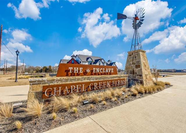 Property at 72 Chapel Creek Dr, Van Alstyne, TX 75495, 4 beds, 4 baths