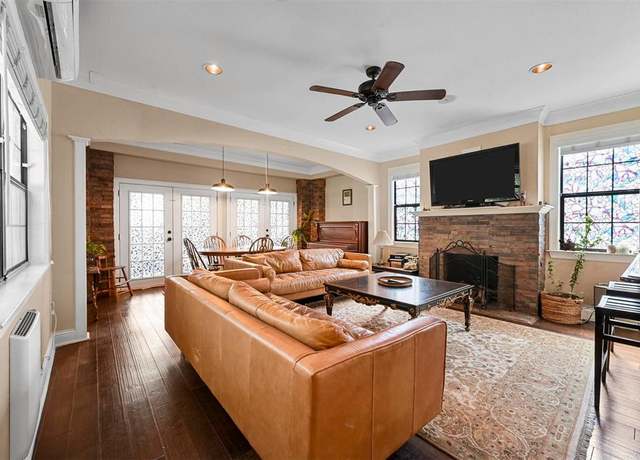 Property at 4001 Roswell St, Dallas, TX 75219, 3 beds, 3 baths