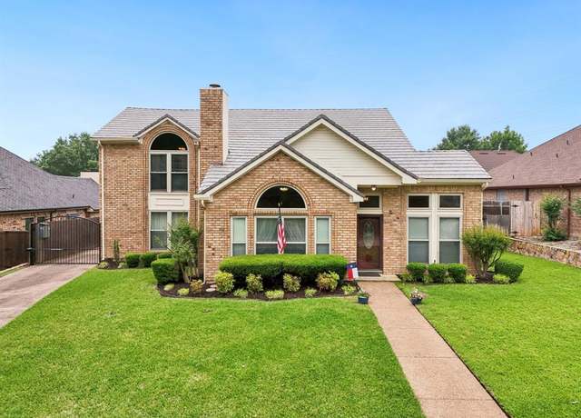 Property at 713 Herman Dr, Hurst, TX 76054, 4 beds, 2.5 baths