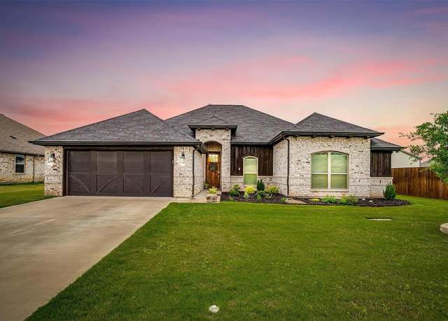Property at 202 Harp Ave, Godley, TX 76044, 4 beds, 2 baths