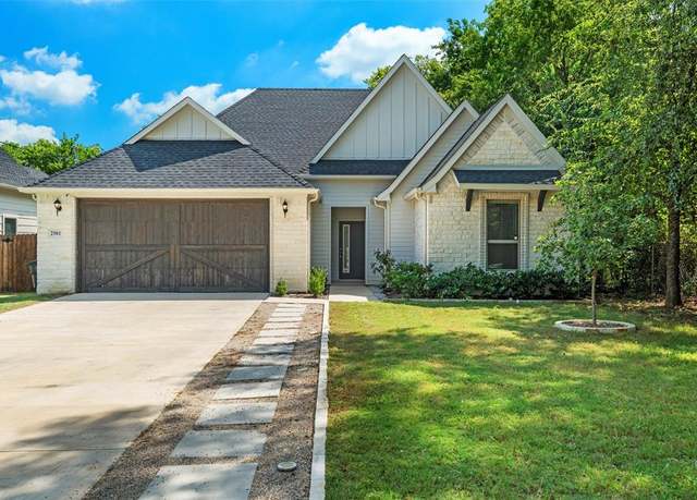 Property at 2501 Handley Dr, Fort Worth, TX 76112, 3 beds, 2 baths