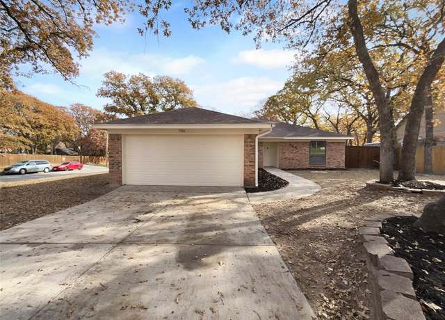 Property at 756 Timberoaks Dr, Azle, TX 76020, 3 beds, 2 baths