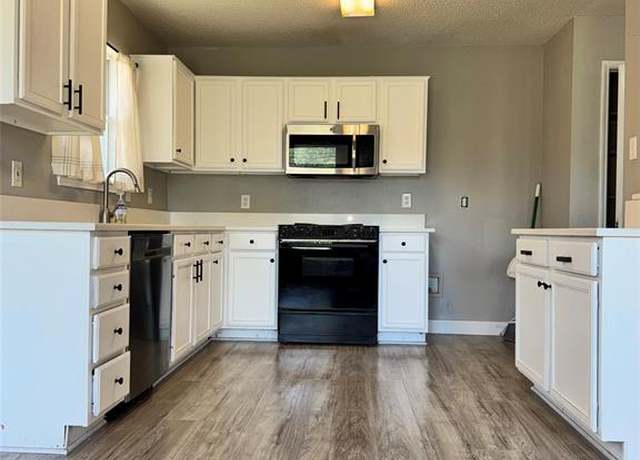 Property at 2748 Yoakum St, Fort Worth, TX 76108, 3 beds, 2 baths