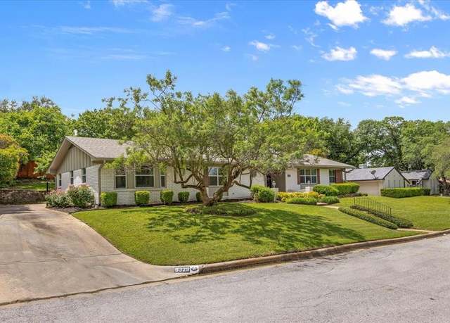 Property at 6329 Halifax Rd, Fort Worth, TX 76116, 4 beds, 2.5 baths