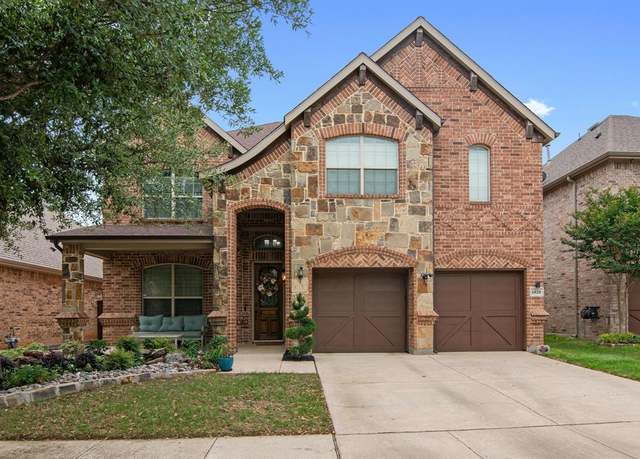 Property at 6820 Swallow Ln, North Richland Hills, TX 76182, 5 beds, 4 baths
