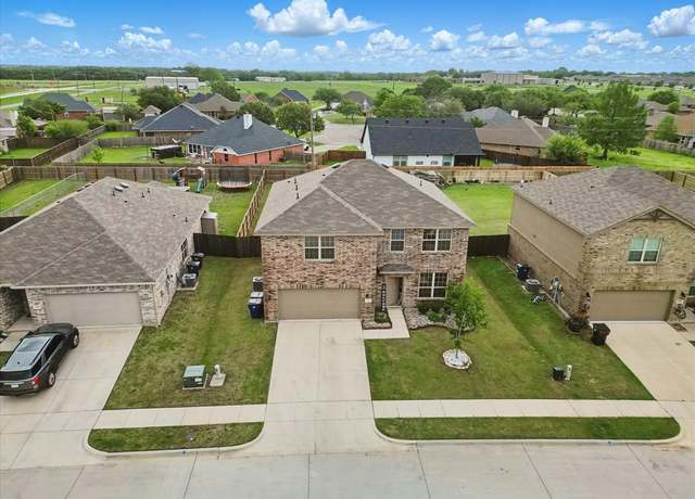 Property at 1305 Benwick Dr, Van Alstyne, TX 75495, 4 beds, 2.5 baths