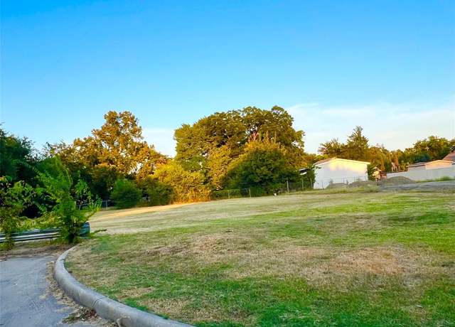 Property at 1252 N Tillery Ave, Dallas, TX 75211