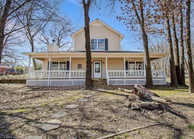 Property at 139 Rs County Road 3324, Emory, TX 75440, 3 beds, 2 baths