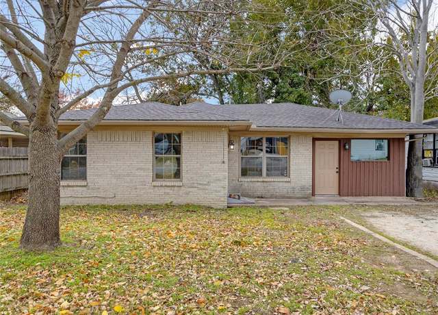Property at 736 W Bullock Dr, Denison, TX 75020, 3 beds, 1 bath