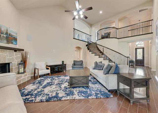 Property at 1220 Glendon Dr, Forney, TX 75126, 5 beds, 3.5 baths