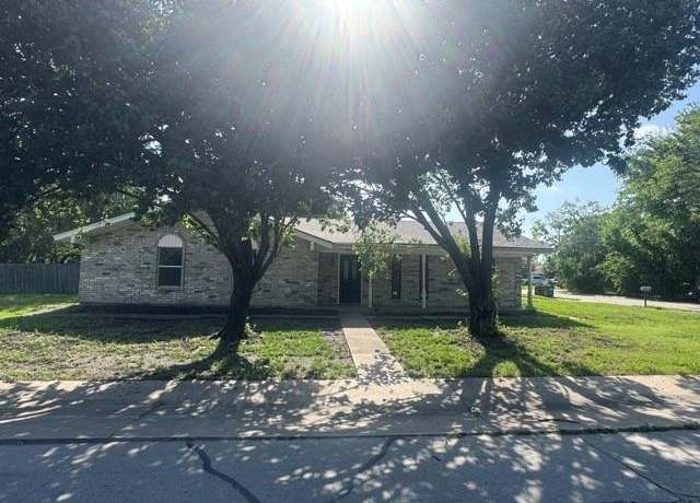 Property at 1004 N 4th St, Princeton, TX 75407, 3 beds, 2 baths