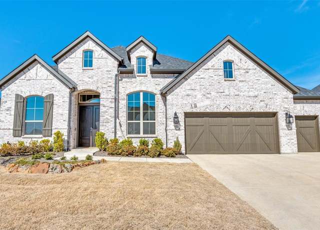 Property at 2521 Warwick Dr, Celina, TX 75009, 4 beds, 4.5 baths