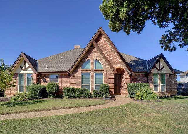Property at 3532 Meadowside Dr, Bedford, TX 76021, 4 beds, 3 baths