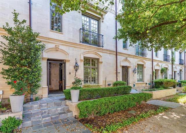 Property at 2222 Worthington St, Dallas, TX 75204, 3 beds, 3.5 baths