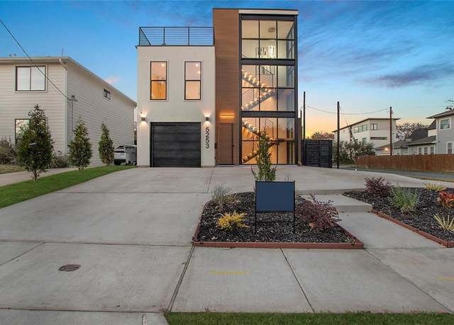 Property at 5253 Bonita Ave, Dallas, TX 75206, 5 beds, 5.5 baths