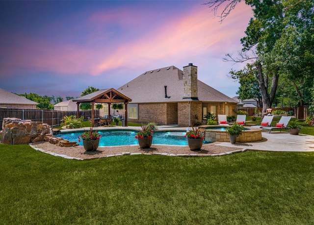 Property at 2201 Mountain Creek Ct, Wylie, TX 75098, 4 beds, 2.5 baths