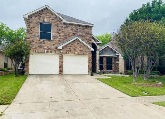 Property at 5013 Marineway Dr, Fort Worth, TX 76135, 4 beds, 3 baths
