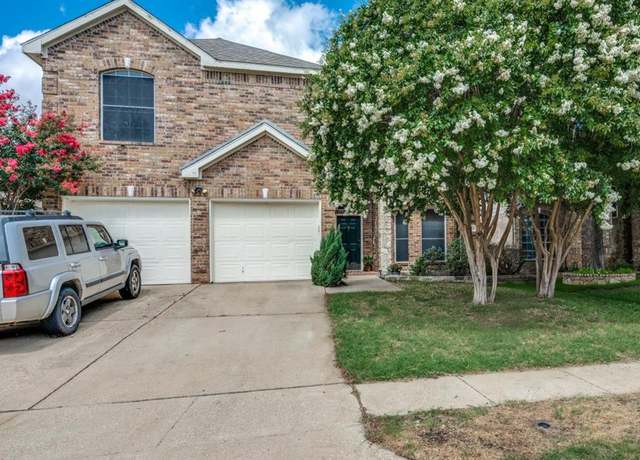 Property at 5013 Marineway Dr, Fort Worth, TX 76135, 4 beds, 3 baths