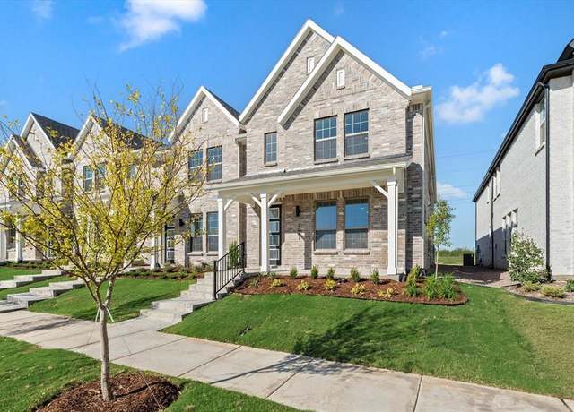 Property at 1061 Carnation Dr, Crowley, TX 76036, 3 beds, 2.5 baths