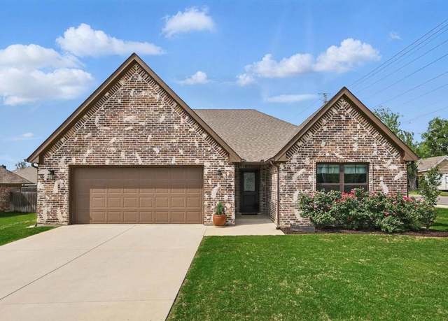 Property at 100 Prairie Grass Dr, Whitesboro, TX 76273, 3 beds, 2 baths