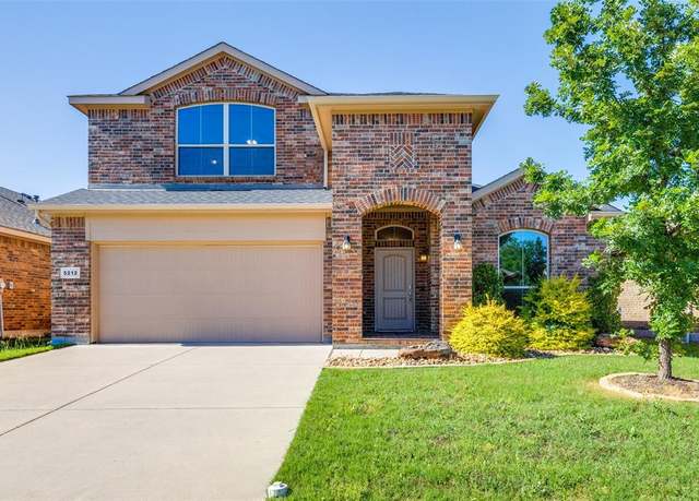 Property at 5212 Sugarcane Ln, Fort Worth, TX 76179, 4 beds, 3 baths