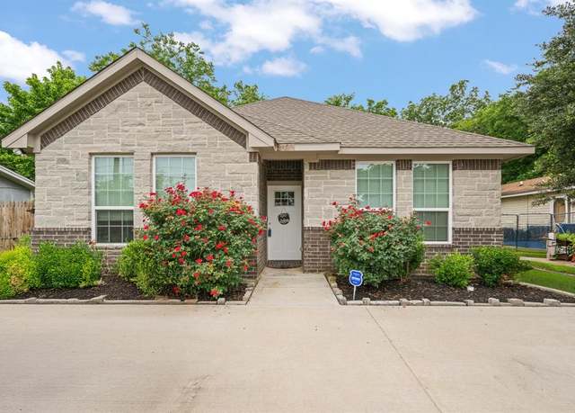 Property at 148 Peacock St, Cleburne, TX 76031, 3 beds, 2 baths