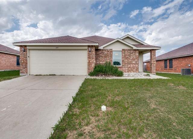 Property at 319 Quail Crossing Dr, Sanger, TX 76266, 3 beds, 2 baths