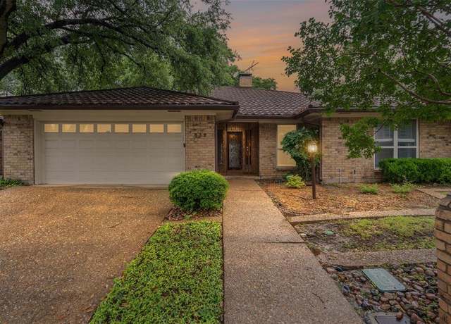 Property at 832 Havenwood Ln S, Fort Worth, TX 76112, 3 beds, 2 baths