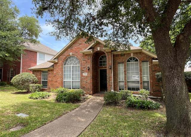 Property at 2721 Vista Bluff Blvd, Lewisville, TX 75067, 3 beds, 2 baths