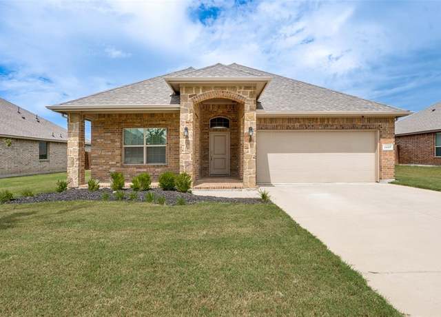 Property at 3437 Eloise Ln, Krum, TX 76249, 4 beds, 2 baths