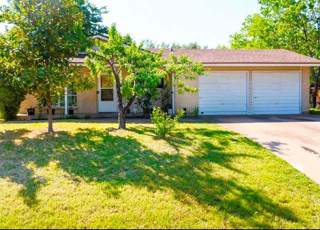 Property at 4578 Bonanza Ln, Dallas, TX 75211, 4 beds, 2 baths