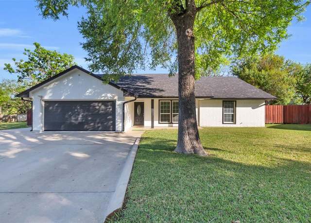 Property at 1505 Aspen Ct, Mansfield, TX 76063, 3 beds, 2 baths