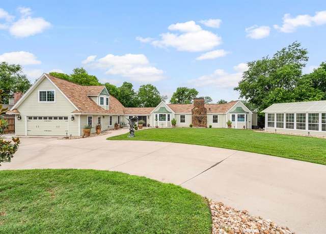 Property at 8121 Cahoba Dr, Fort Worth, TX 76135, 3 beds, 3 baths
