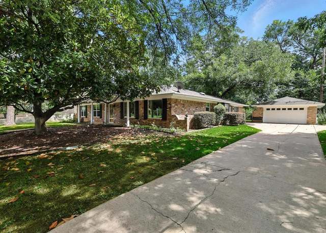 Property at 503 Summit Ridge Dr, Euless, TX 76039, 3 beds, 2 baths