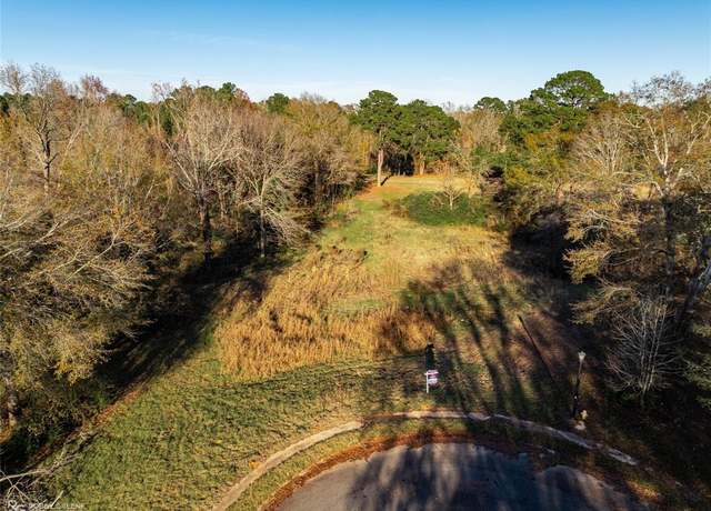 Property at 20 Fox Trot Cv, Haughton, LA 71037