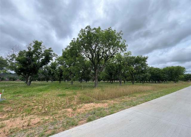 Property at 3107 E Landings South, Granbury, TX 76049