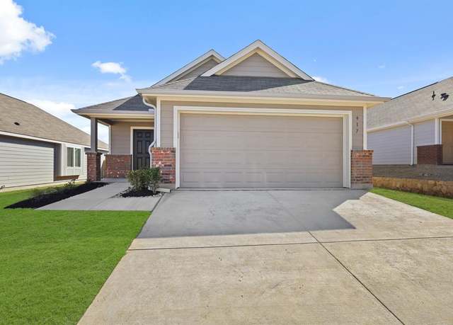 Property at 917 Rocket Plane Dr, Fort Worth, TX 76131, 3 beds, 2 baths