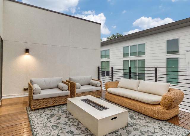 Property at 5719 Lindell Ave Unit B, Dallas, TX 75206, 2 beds, 3 baths