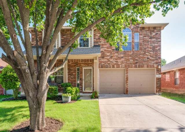 Property at 1104 Charlotte Dr, Mckinney, TX 75071, 4 beds, 2.5 baths