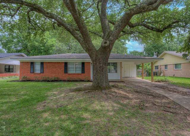 Property at 2504 Belmont Blvd, Bossier City, LA 71111, 3 beds, 2 baths
