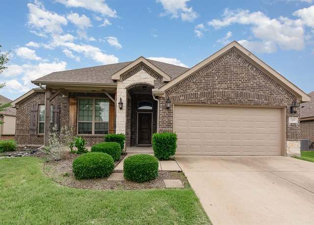 Property at 269 Arbury Dr, Forney, TX 75126, 3 beds, 2 baths