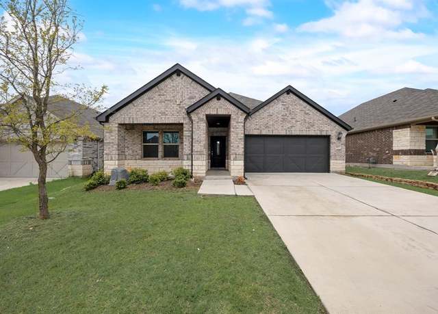 Property at 3017 Renaissance Dr, Denton, TX 76207, 4 beds, 3 baths