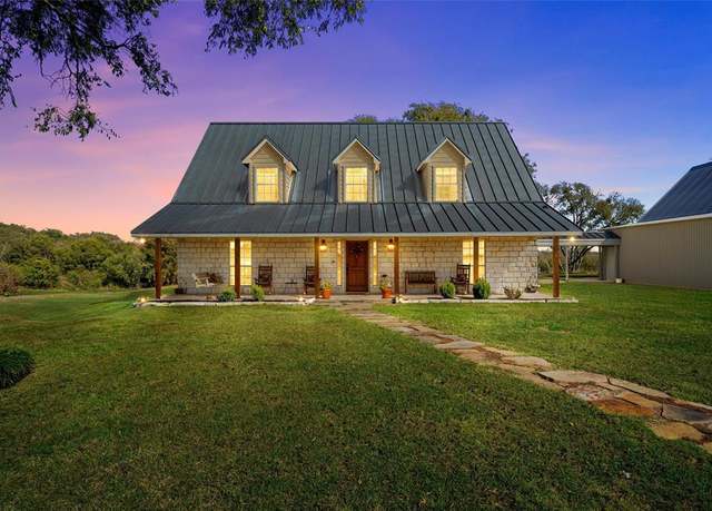 Property at 366 Private Road 326, Hillsboro, TX 76645, 3 beds, 2.5 baths